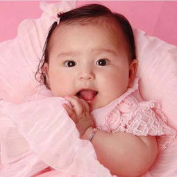 魏姓屬金女寶寶名字推薦,魏姓女孩子起名第三個繁寫12筆的字有哪些?