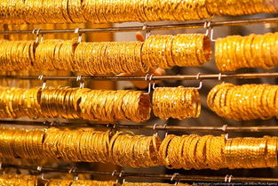 屬火的佩戴什麼首飾,五行屬火,該佩戴什麼首飾好