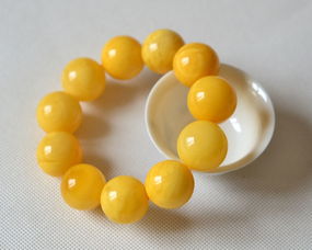 火命屬木能戴蜜蠟嗎,蜜蠟五行屬什麼