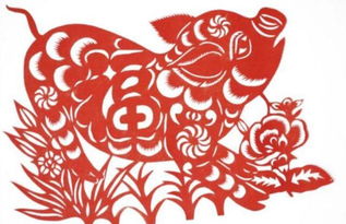 屬虎本命男戴金斧子吊墜好嗎,屬虎本命年戴什麼生肖的金飾品好?