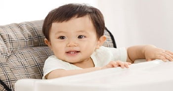 五行缺土缺火屬鼠女孩小名,急~~~求高人取名字~~~五行缺火和土想給鼠寶寶取個好聽的名字~愛問