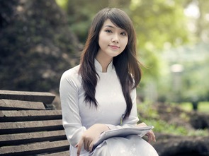 屬金男和屬水的女人,屬牛金牛金男與屬狗水瓶女般配嗎