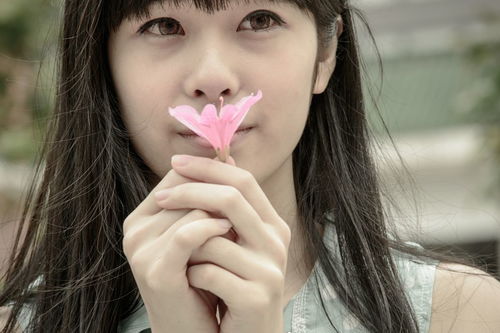 屬金帶土女孩子名字有哪些,請幫忙給我的姑娘起一個帶金帶土字旁的名字吧,謝謝