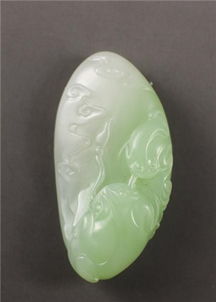 屬蛇可以佩戴金蟾,金蟾家中金蟾擺放家中對屬蛇的生肖有什麼暗示擺放是否對主人生肖有