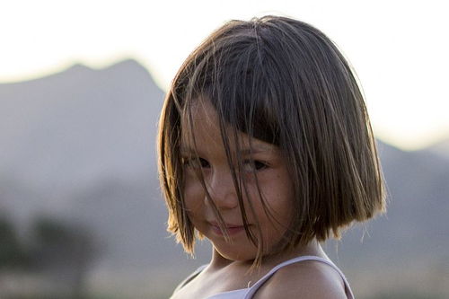 五行屬木適合戴金嗎,五行字屬木可以戴金嗎