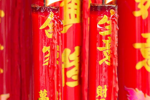 八畫的字有哪些屬火,給孩子起名字8畫有火屬性的字?