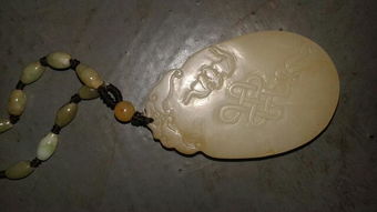 屬水人適合帶金還是玉,五行屬水的人應該佩戴什麼玉石?